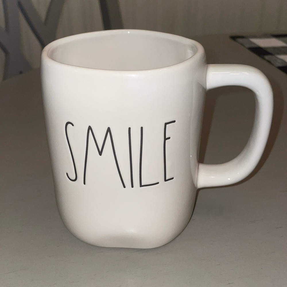 Rae Dunn Smile Mug